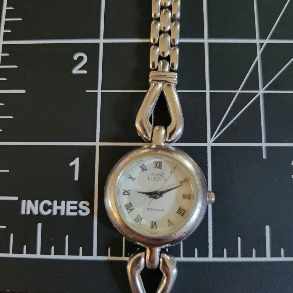 Anne Klein II era 90s